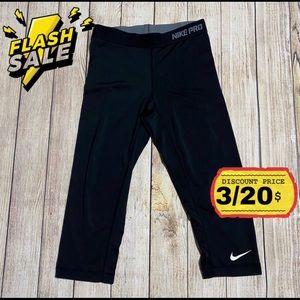 Nike Pro Capri Leggings
